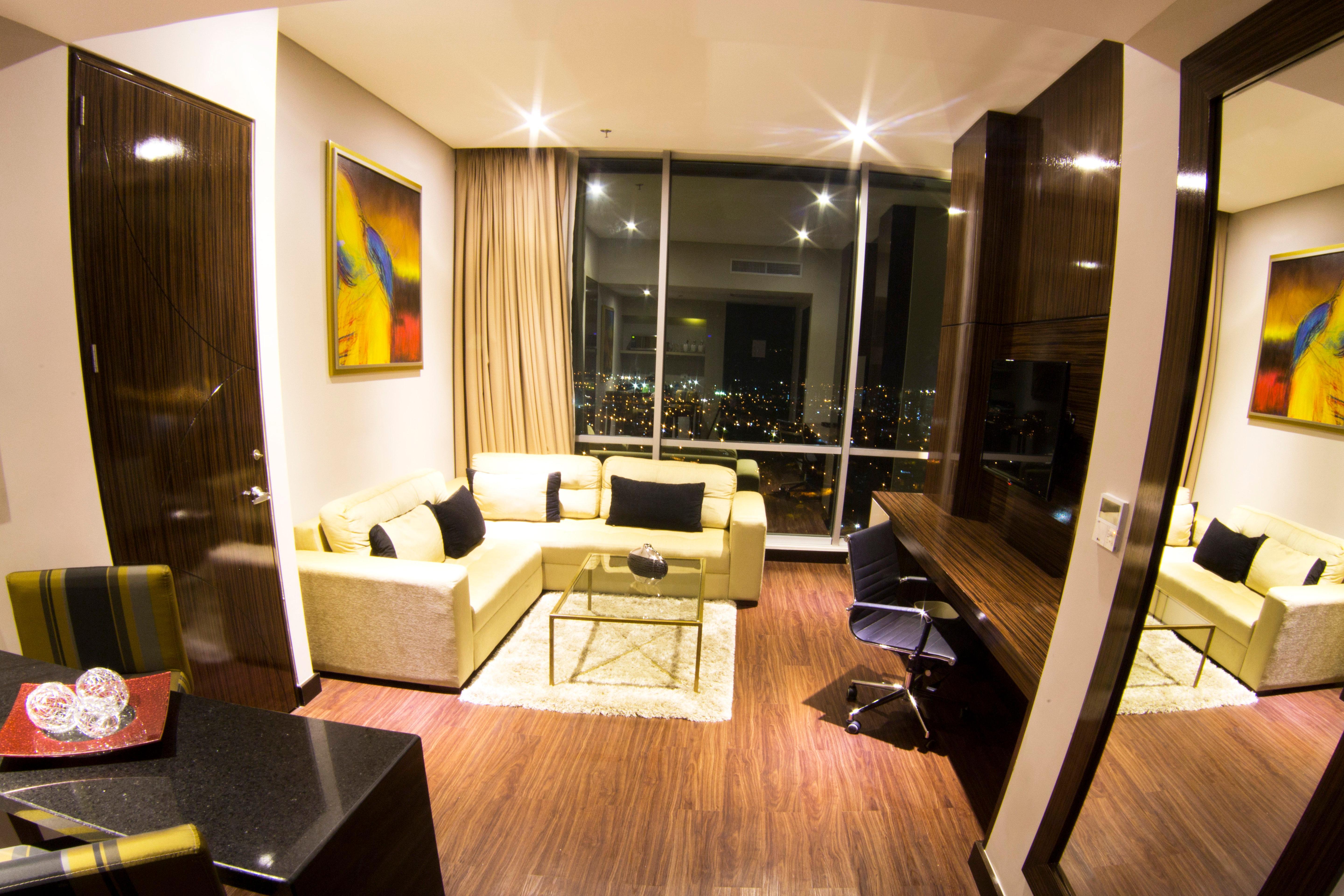 Holiday Inn Bucaramanga Cacique By Ihg Eksteriør bilde A living room in a condominium