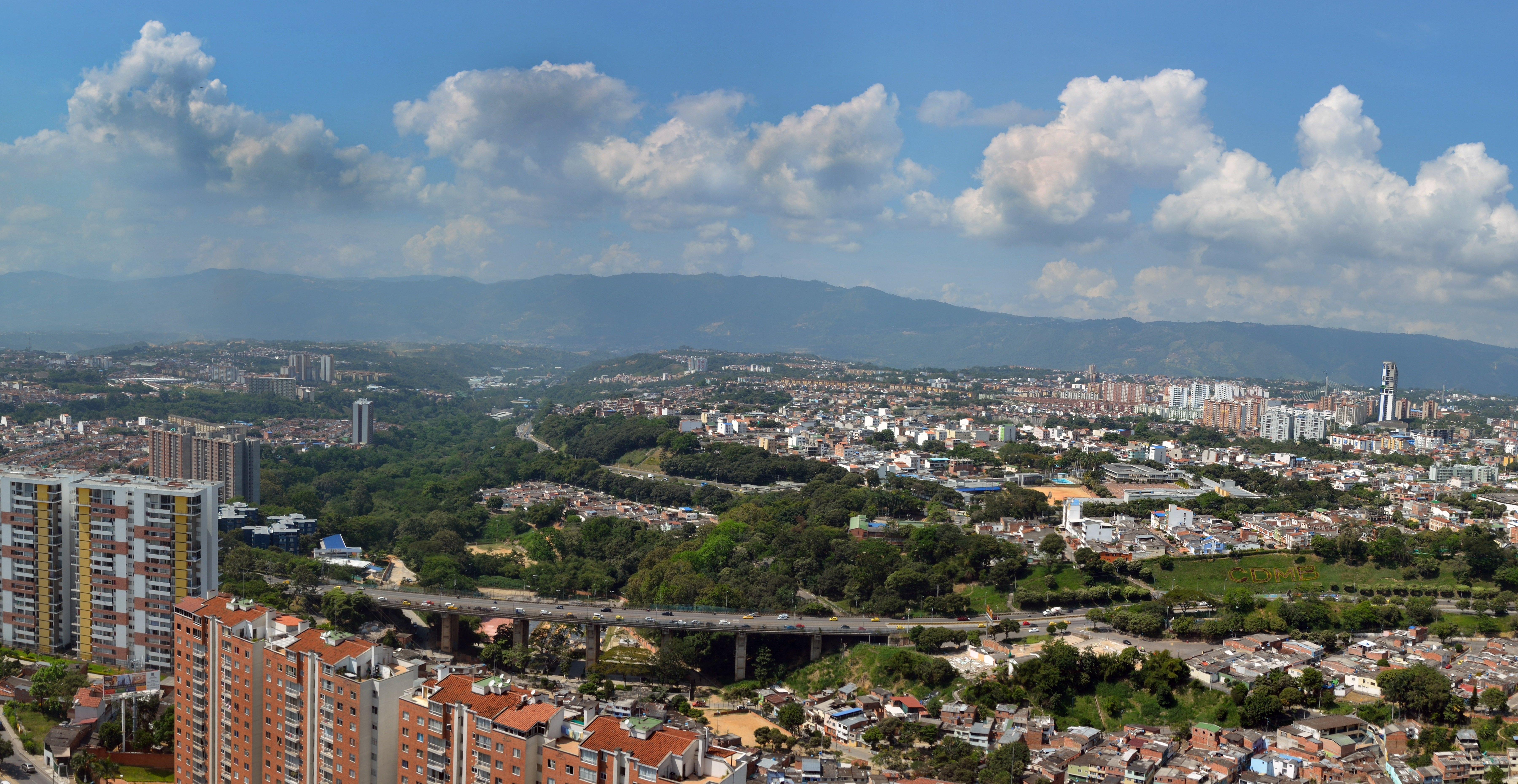 Holiday Inn Bucaramanga Cacique By Ihg Eksteriør bilde View of Sabaneta