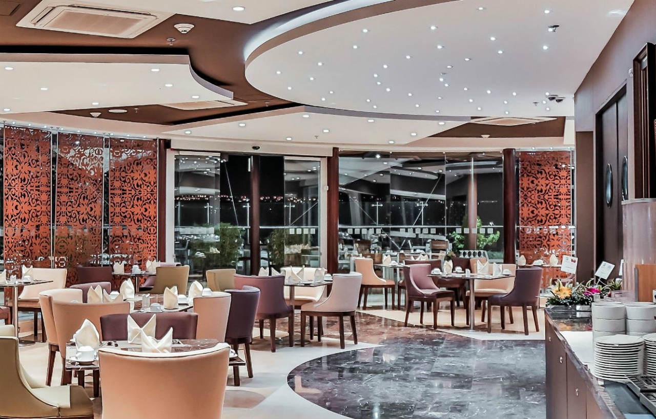 Holiday Inn Bucaramanga Cacique By Ihg Eksteriør bilde The restaurant